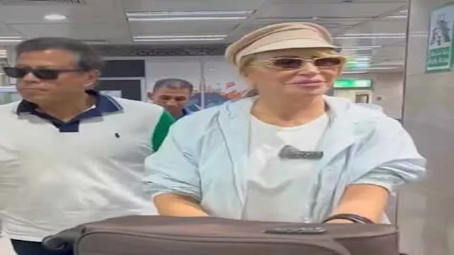 ايناس الدغيدي وزوجها احمد عبدالمنعم يصلان الغردقة 