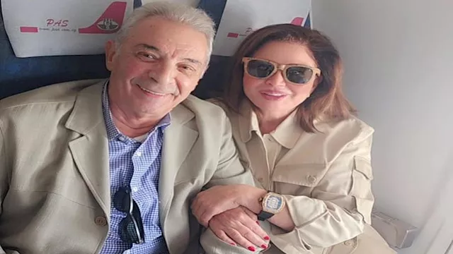 إلهام شاهين رفقة عدد من نجوم الفن أثناء وصولهم إلى