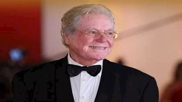  الفنان حسين فهمي