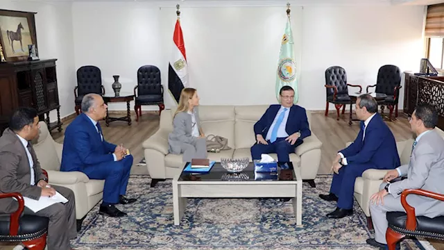 وزير الزراعة يلتقي مدير مكتب اليونسكو بالقاهرة