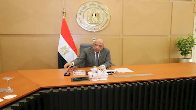 وزير الكهرباء