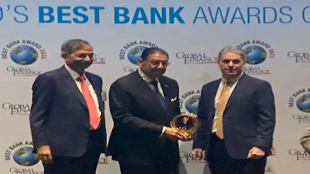 تكريم عالمي لهشام عز العرب.. جائزة الإنجاز مدى الح