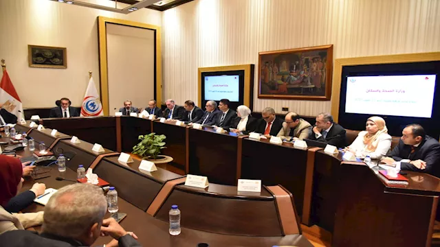 وزير الصحة يترأس اجتماعًا لتوحيد أسعار أكياس الدم 