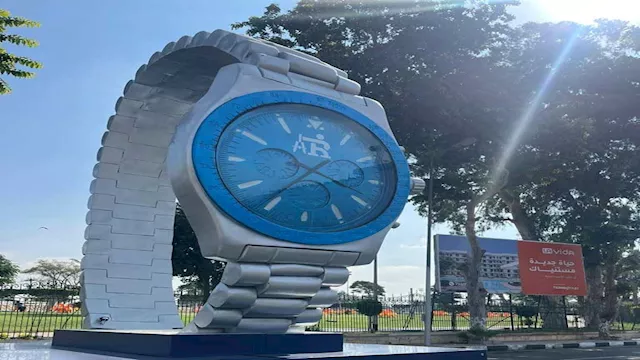 تمثال الساعة بالإسماعيلية