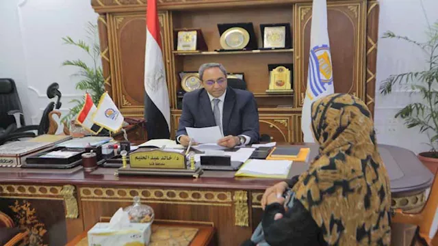 محافظ قنا يستجيب لمواطنة ويأمر بتلبية احتياجاتها ف