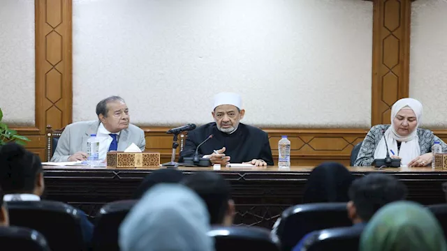 شيخ الأزهر لشباب ''الكنائس العالمي''