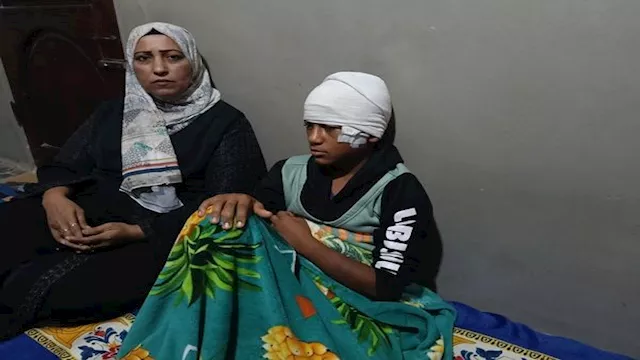 الأم وطفلها