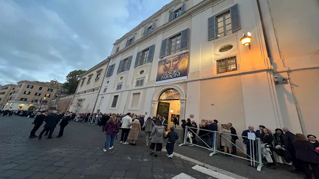 معرض كنوز الفراعنة