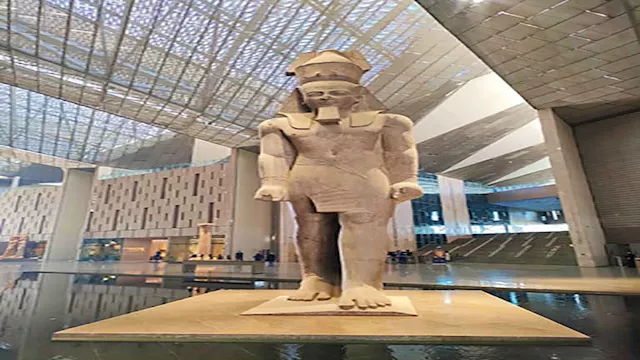 المتحف المصري الكبير