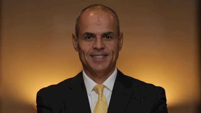 محمد عيسى رئيس مجموعة المخاطر بالبنك الأهلي المصري