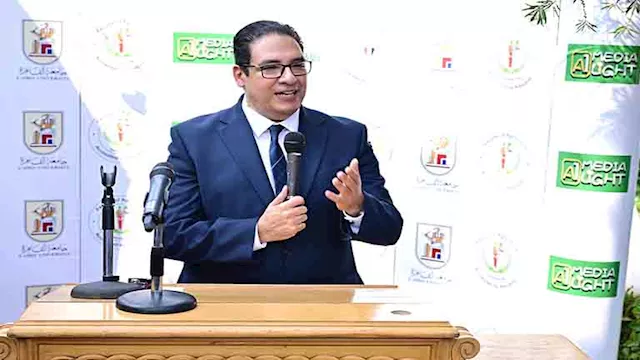 الدكتور محمد سامي عبد الصادق