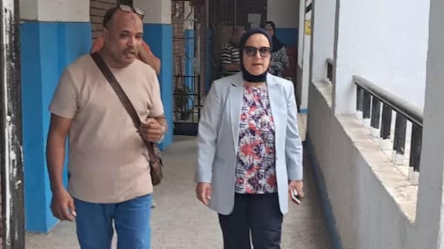 مدير تعليم القاهرة تتفقد مدارس