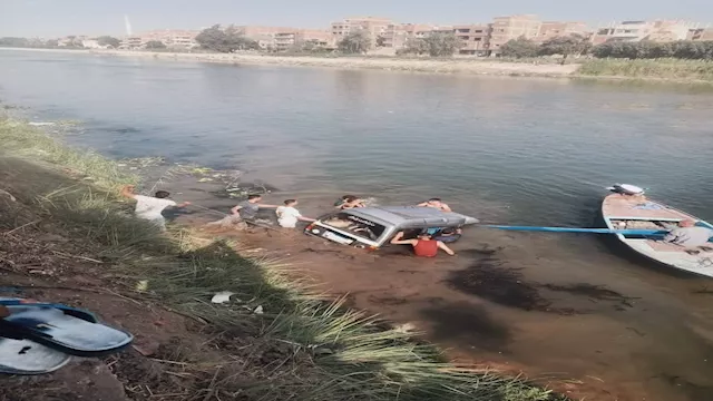 مصرع 3 أشخاص بينهم سيدة