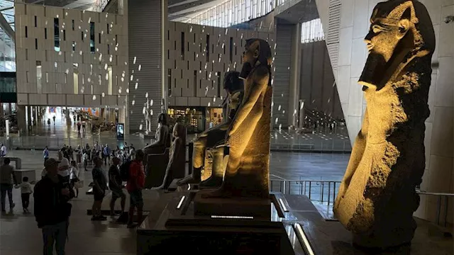 المتحف المصري الكبير