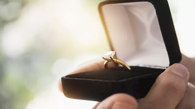 احتفال بخطوبة