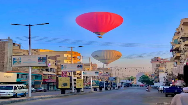 البالون الطائر بالأقصر