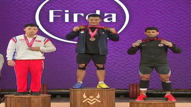 لاعب منتخبنا الوطني لرفع الأثقال عبد الرحمن يونس