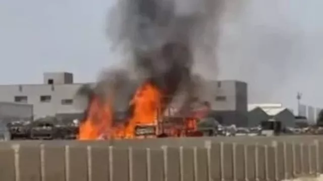 المباحث تستمع لأقوال شهود العيان لكشف ملابسات حريق