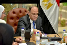هيئة الدواء تبحث مع فاكسيرا توطين صناعة اللقاحات وتعزيز الأمن الدوائي 