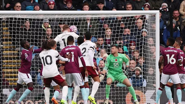 أرسنال ضد بيرنلي