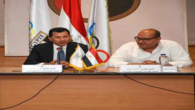 وزير الرياضة ورئيس اللجنة الأولمبية