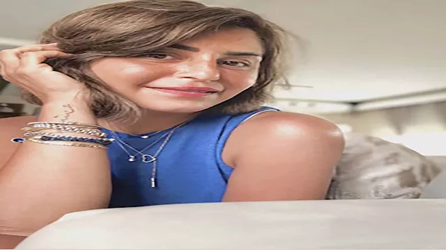 الفنانة منة فضالي