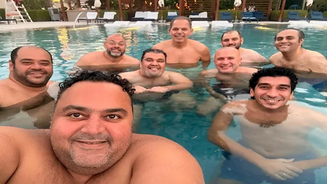 شيكو واحمد فتحي ورامي امام ومحمد ممدوح في حمام الس