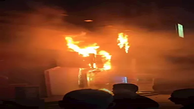 حريق بمستودع أنابيب