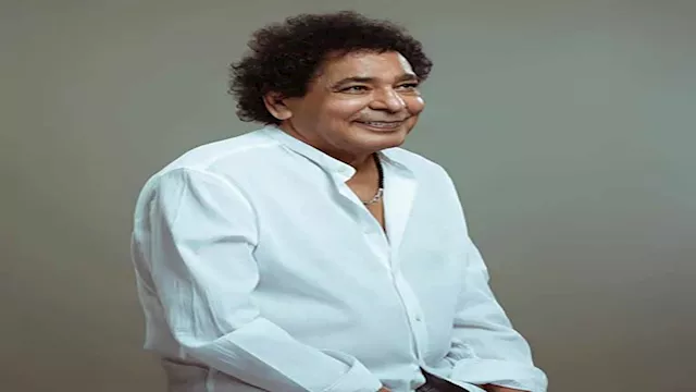 المطرب محمد منير