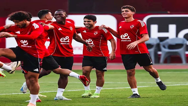 لاعبي الأهلي في المران