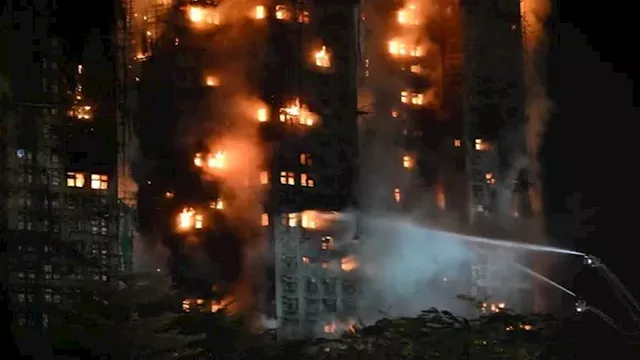 حريق أبراج مجمع وانج فوك كورت