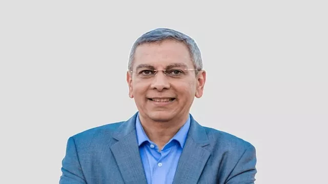 الدكتور أشرف الخولي