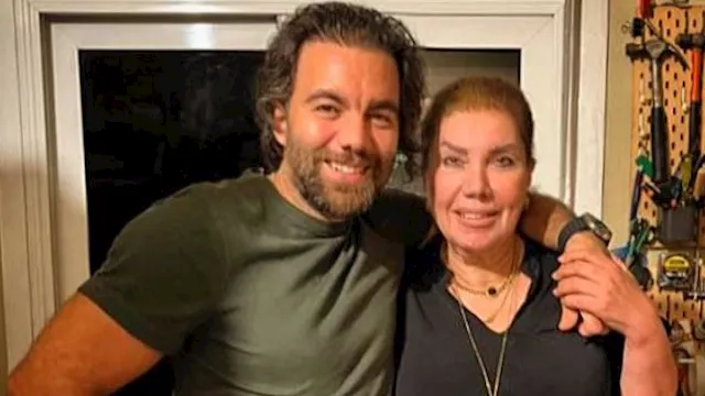 شريف رمزي يحتفل بعيد ميلاد والدته