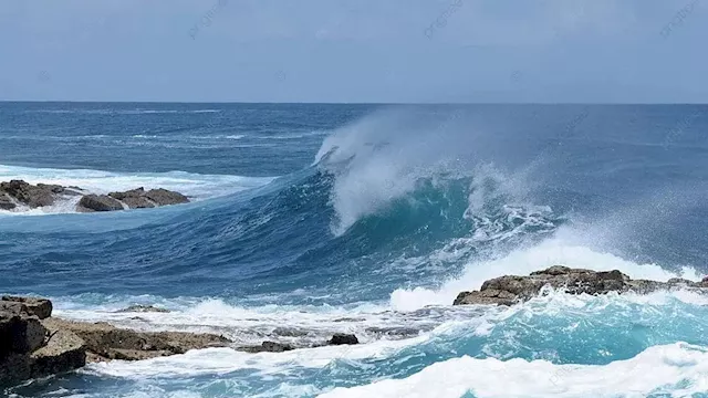 موجة مد عاتية في جزر الكناري الإسبانية