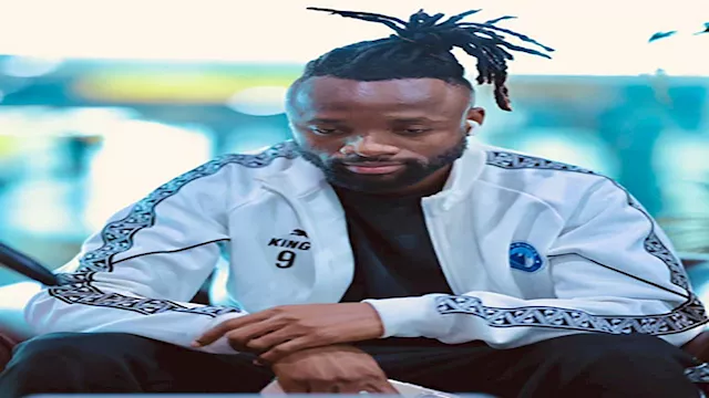 فيستون ماييلي