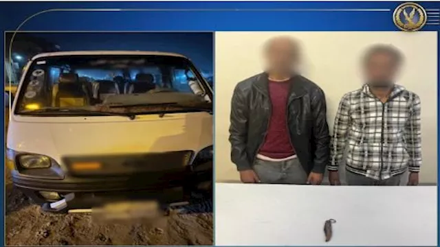 صيدلانية تقفز من سيارة ميكروباص للنجاة بعد محاولة سرقتها بالشرقية