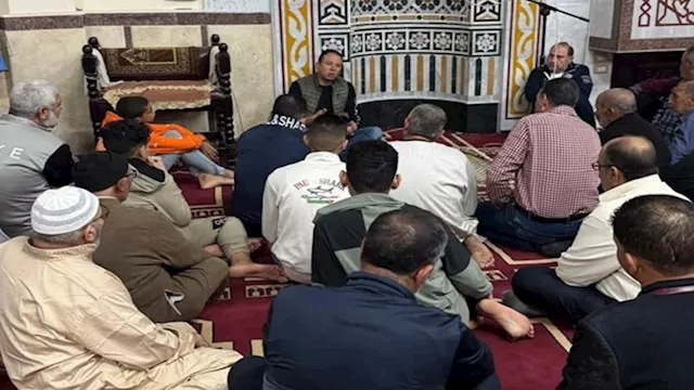 مرشح يستغل مسجد للدعاية الانتخابية