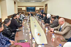 هيئة الدواء تبحث مع ممثلي الصيدليات تعزيز ضوابط صرف الأدوية المخدرة