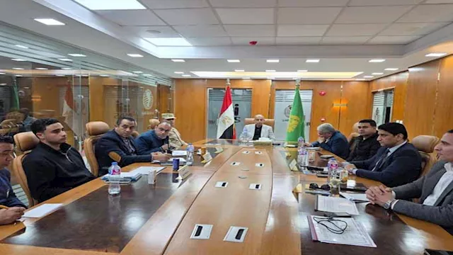 محافظ المنيا يتابع غلق لجان اليوم الأول