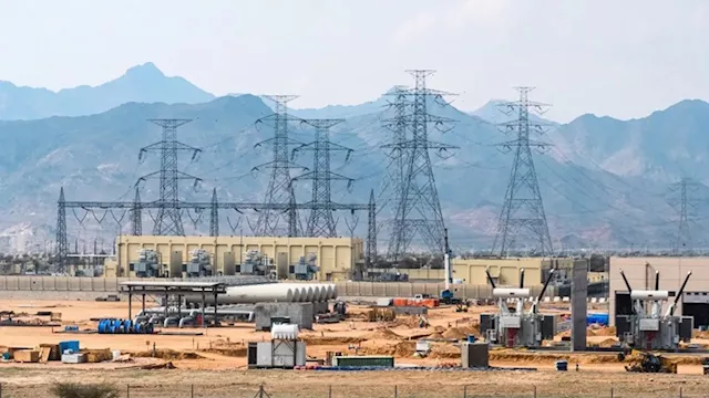 مصر تقترب من التشغيل الكامل لمشروع الربط الكهربائي