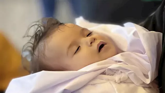 البرد يقتل أطفال غزة 