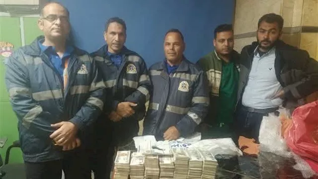 مسعف وسائق في بني سويف