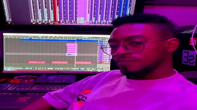 مؤدي الراب السوداني محمد مود