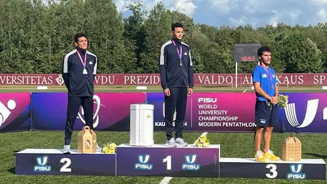 تعليم القاهرة تهنئ طالبًا حصد 5 ميداليات في بطولة 