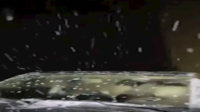 عاصفة شتوية غير مسبوقة تضرب الخليج