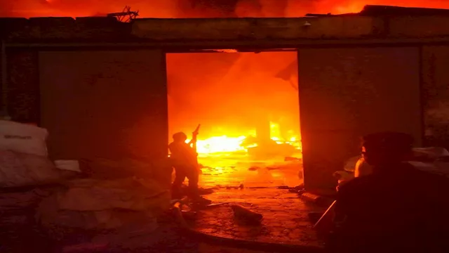 حريق مخزن الخانكة