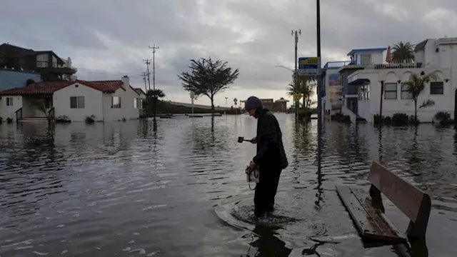 فيضانات كاليفورنيا