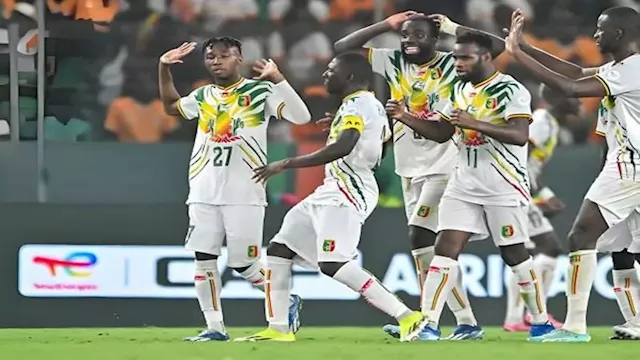 مالي وزامبيا 