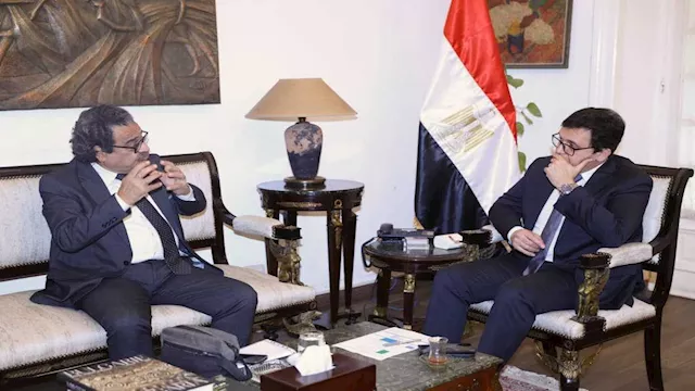 وزير الثقافة يبحث مع رئيس اتحاد الناشرين استعدادات
