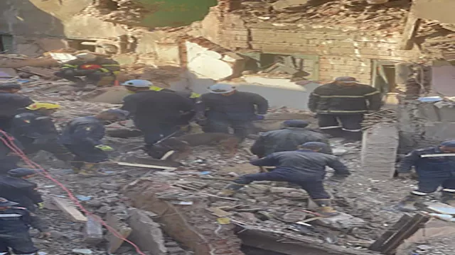 عقار إمبابة المنهار